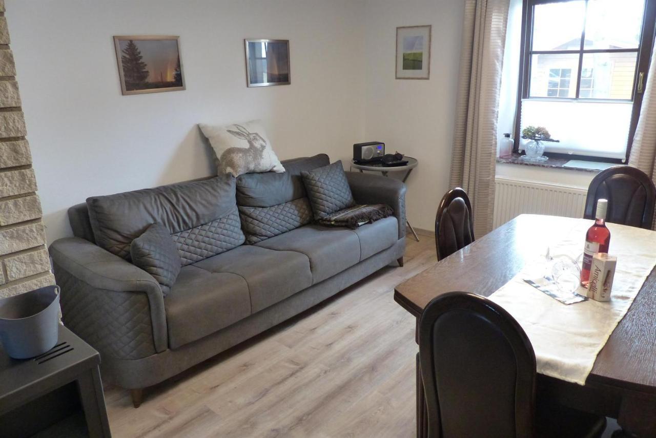 Ferienwohnung Huegelhaus Plütscheid Dış mekan fotoğraf