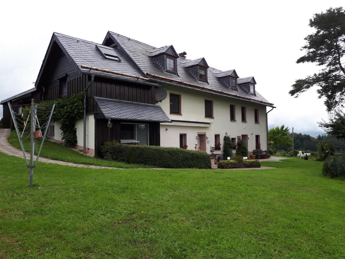 Ferienwohnung Huegelhaus Plütscheid Dış mekan fotoğraf